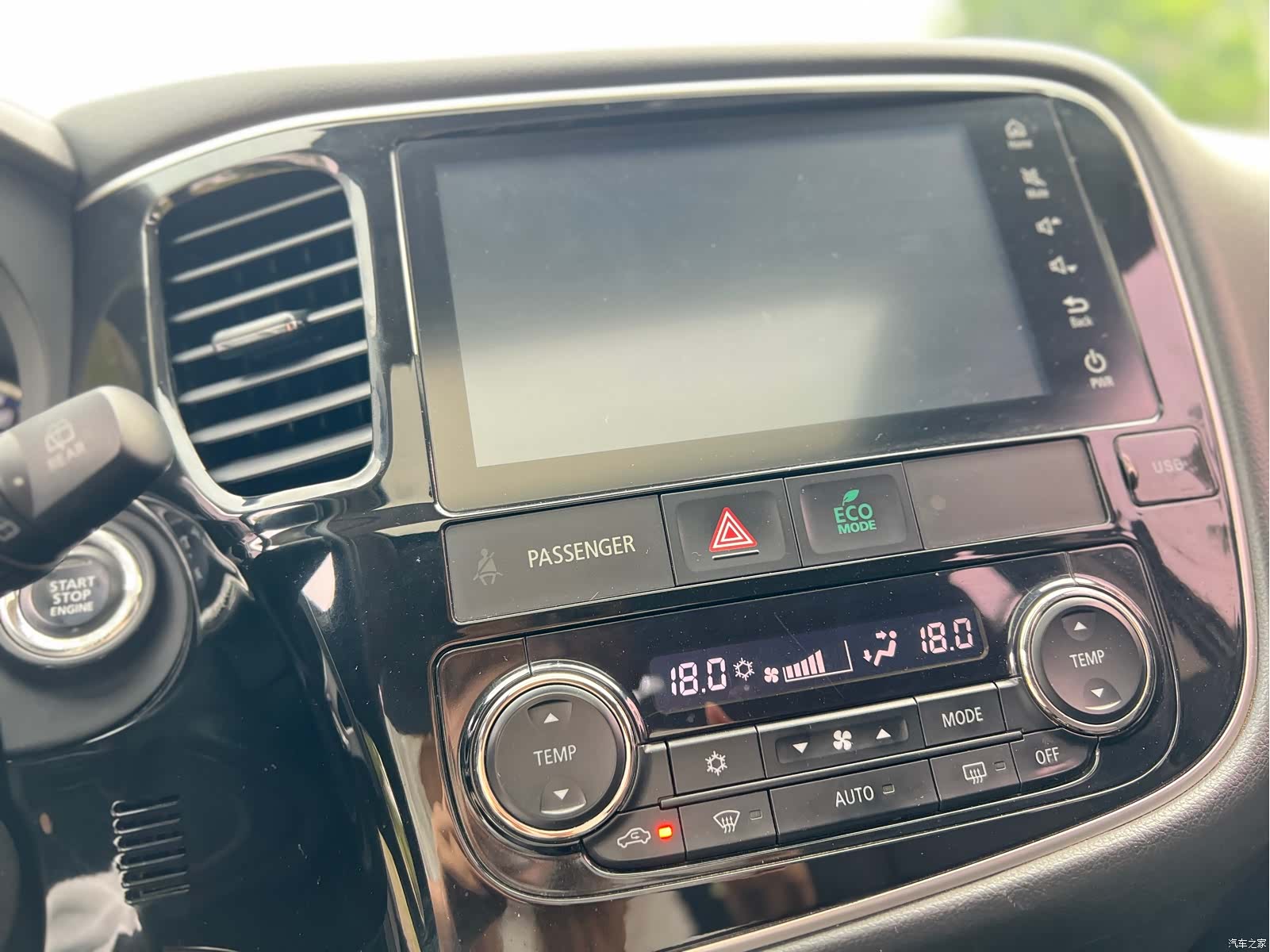 Mitsubishi Outlander, 2017 11