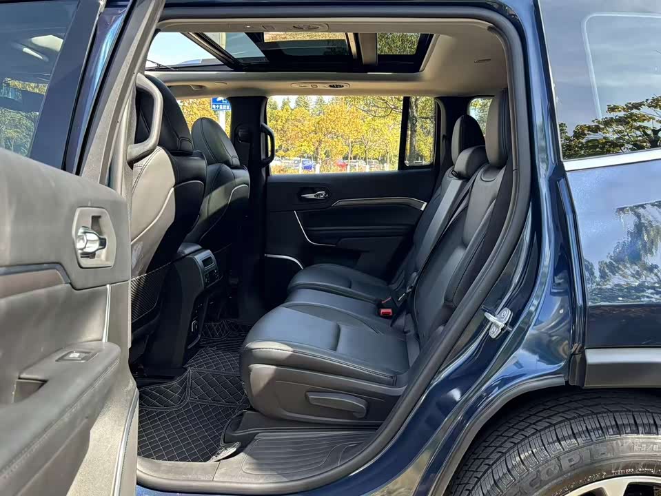 Jeep Grand Commander