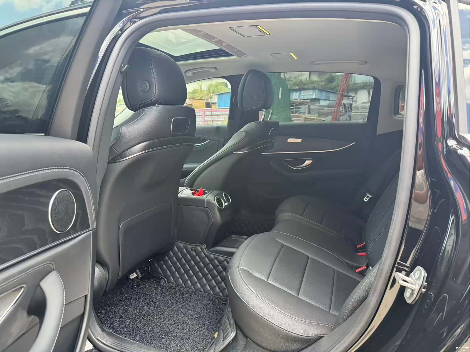 Mercedes-Benz E-Class, 2018 все фото