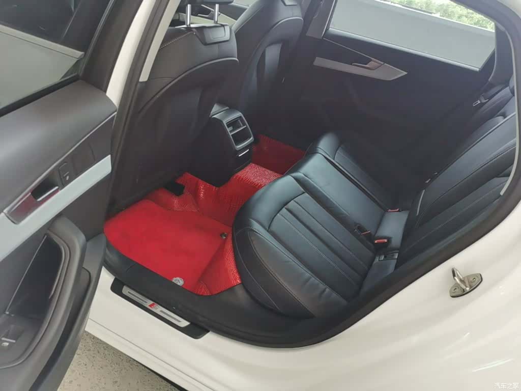 Audi A4L, 2022 17