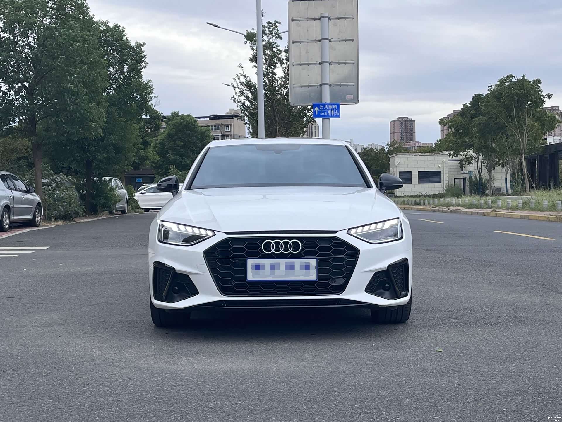 Audi A4L, 2023 2