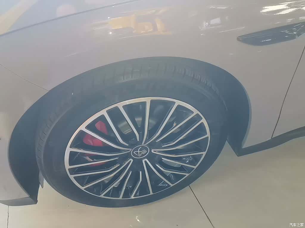 BYD Han, 2025 23