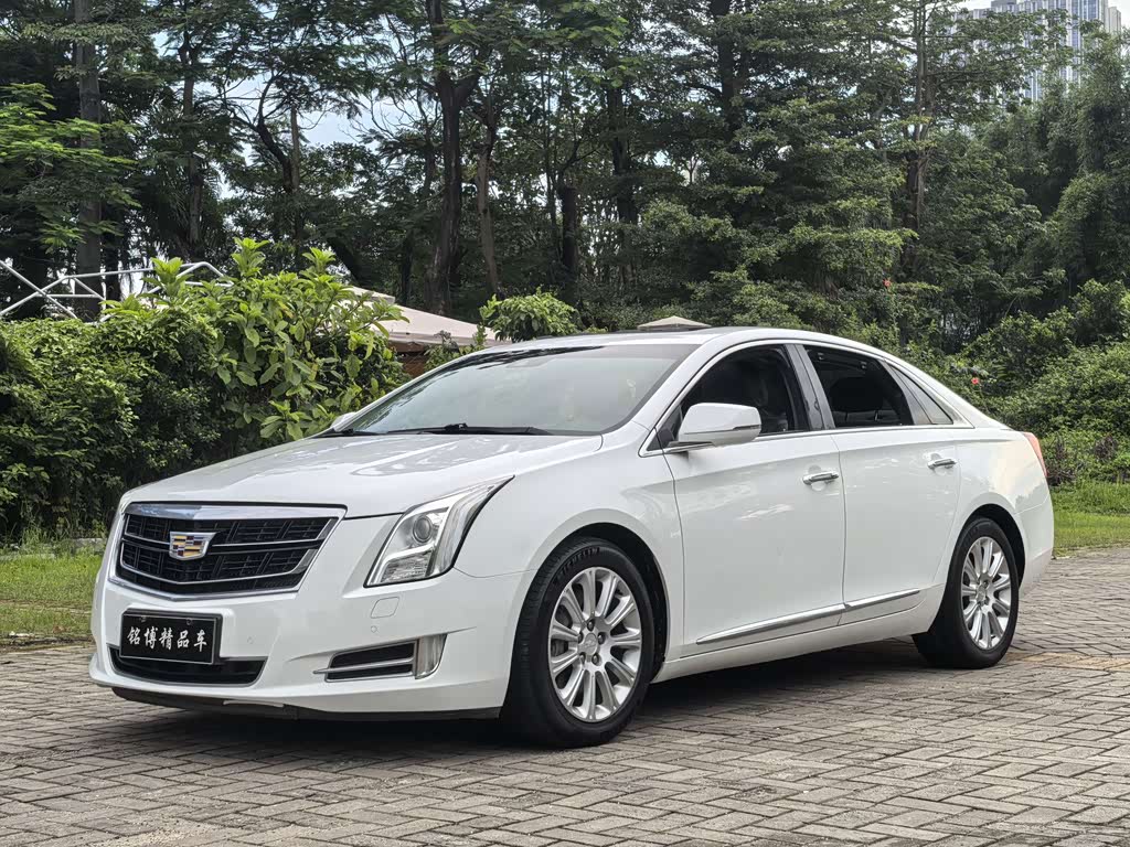 Cadillac XTS