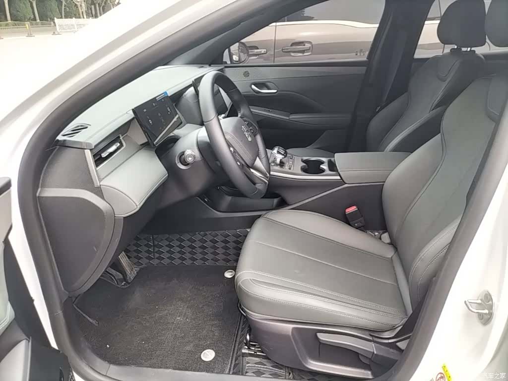 BYD Qin, 2025 15