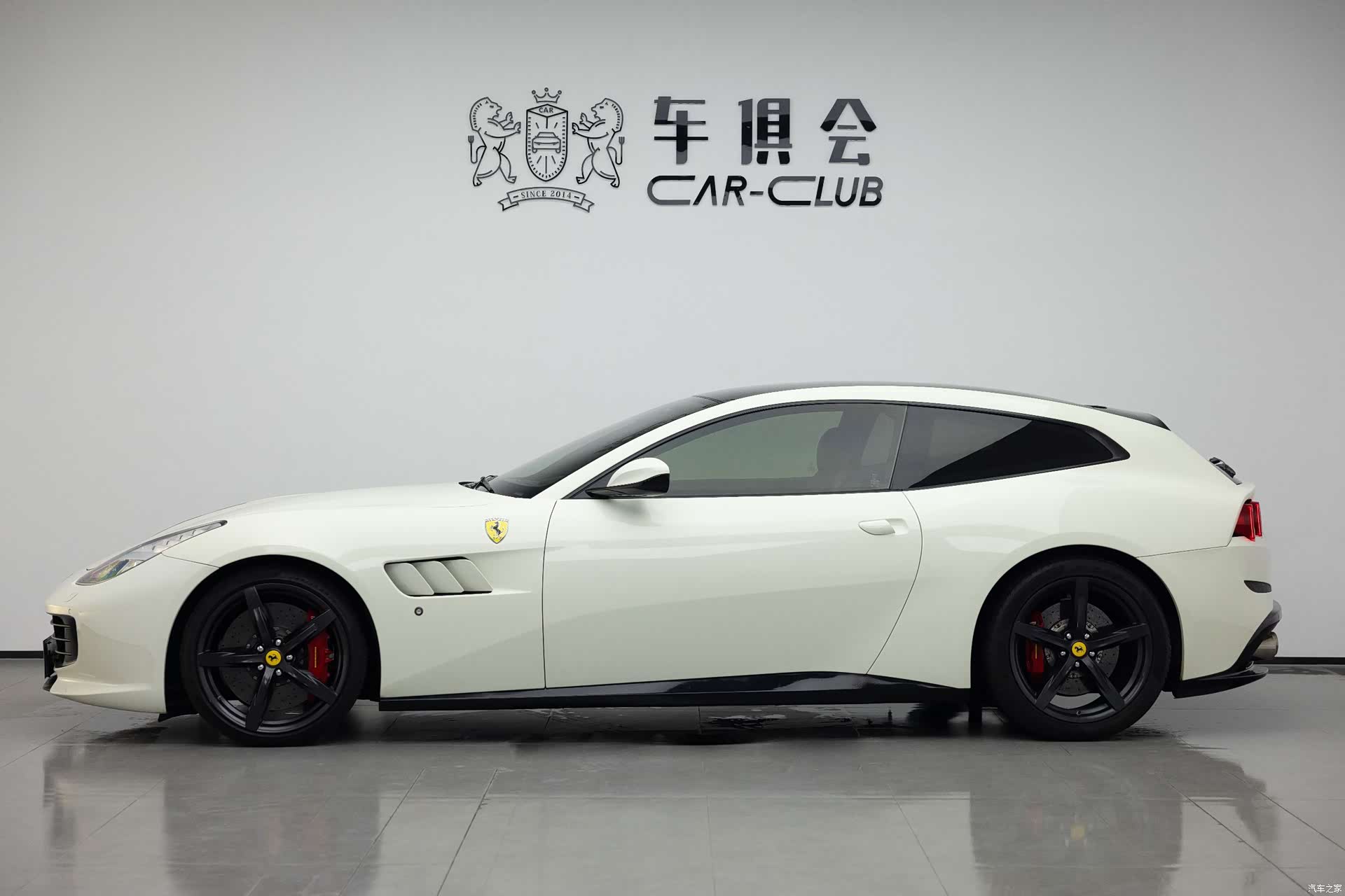 Ferrari GTC4Lus, 2020 3