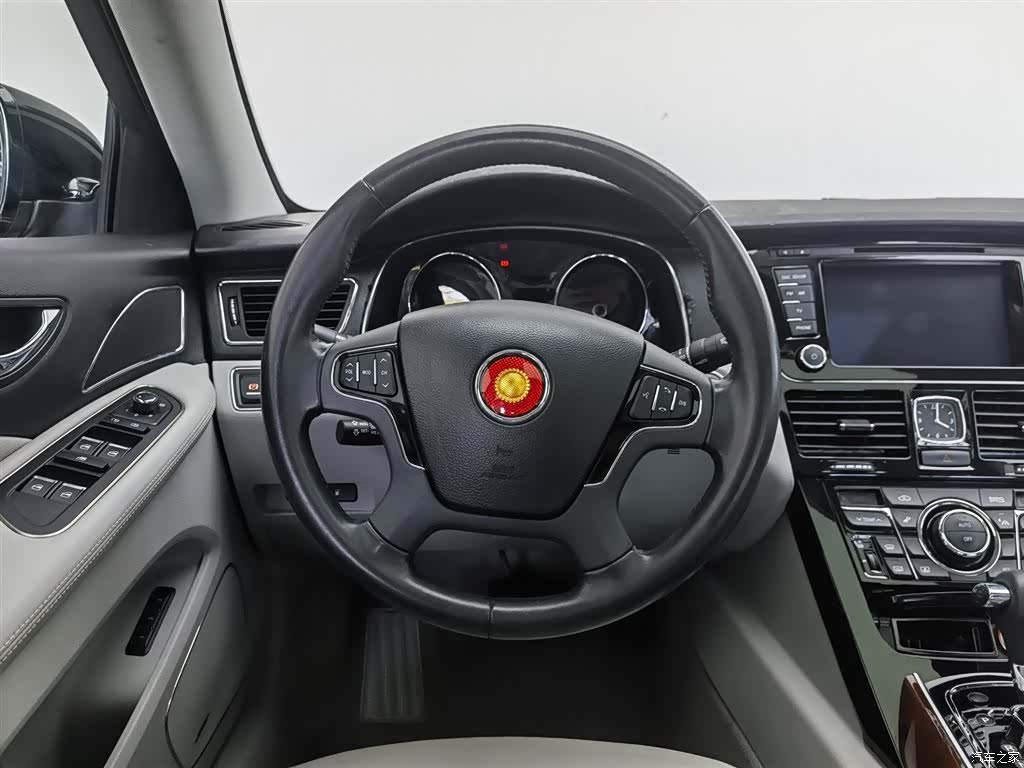Hongqi H7, 2016 11