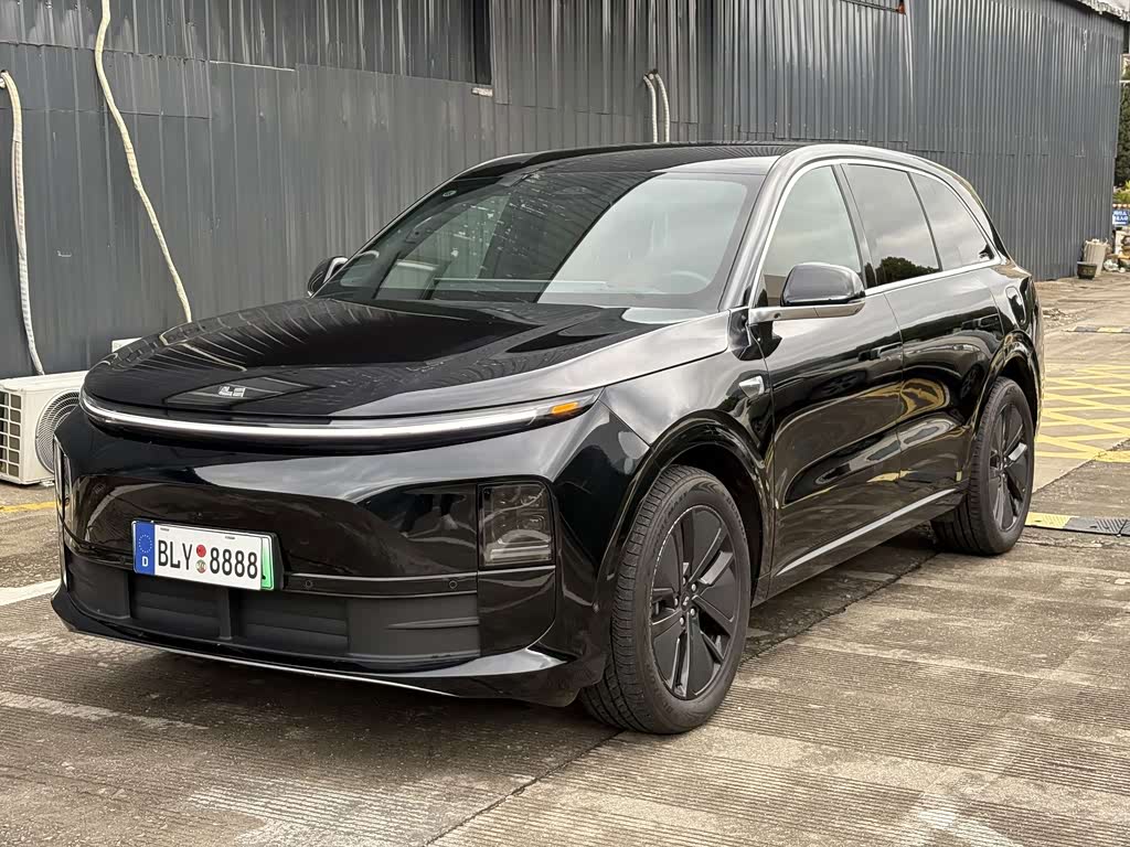 Li Auto L6