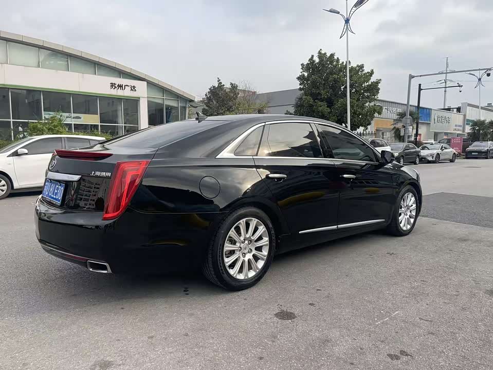 Cadillac XTS