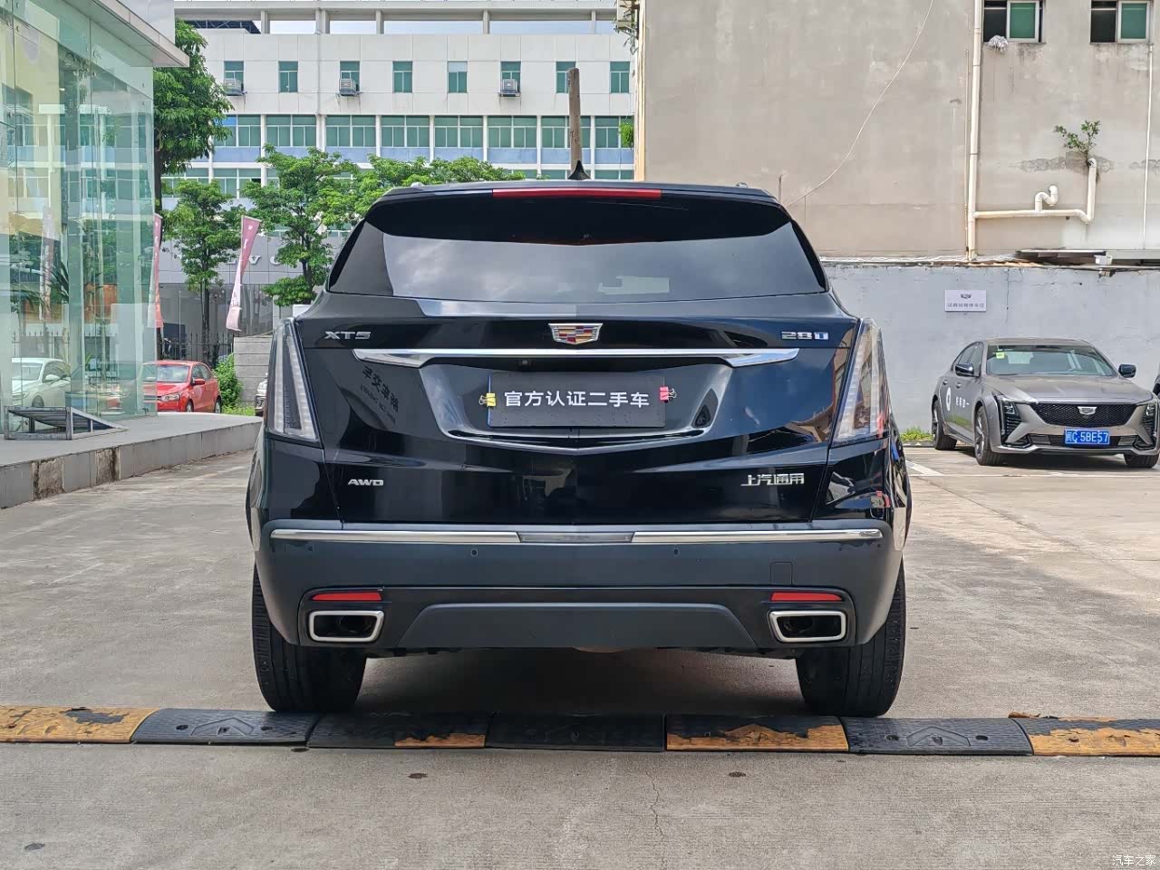 Cadillac XT5, 2022 все фото