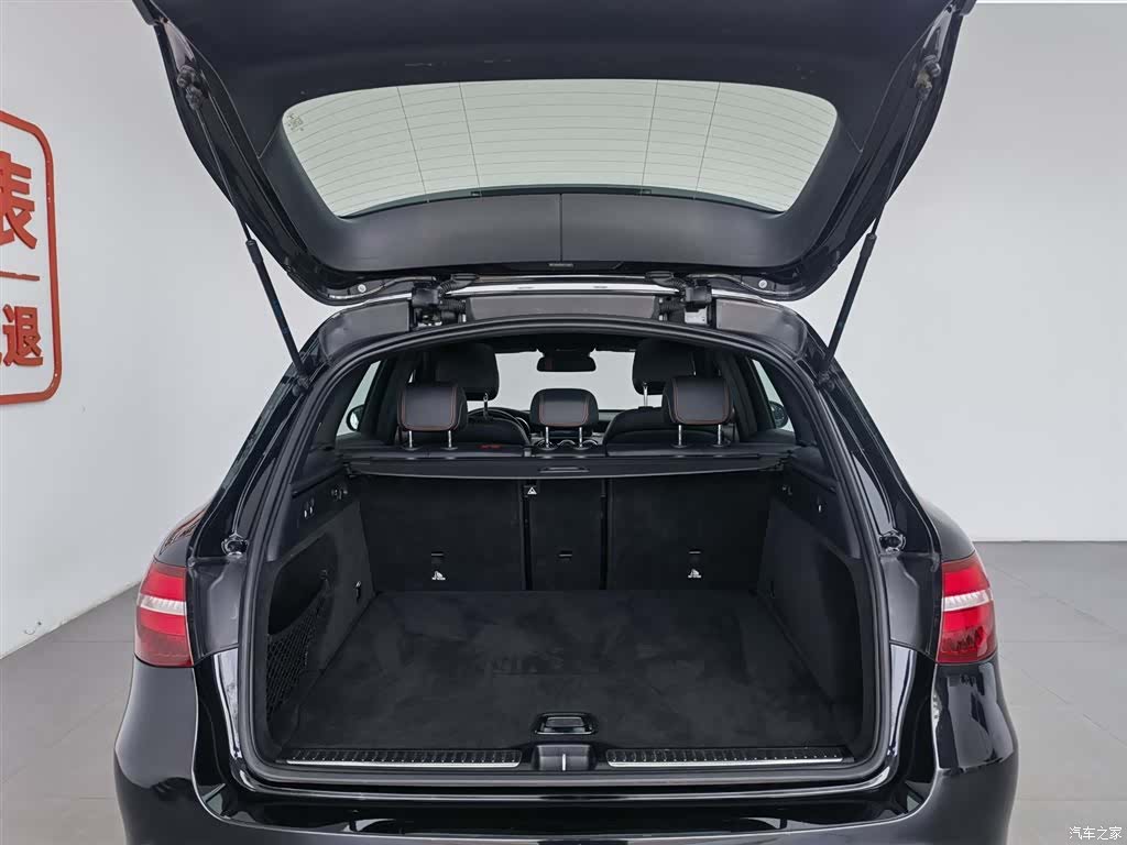 Mercedes-Benz GLC, 2018 16
