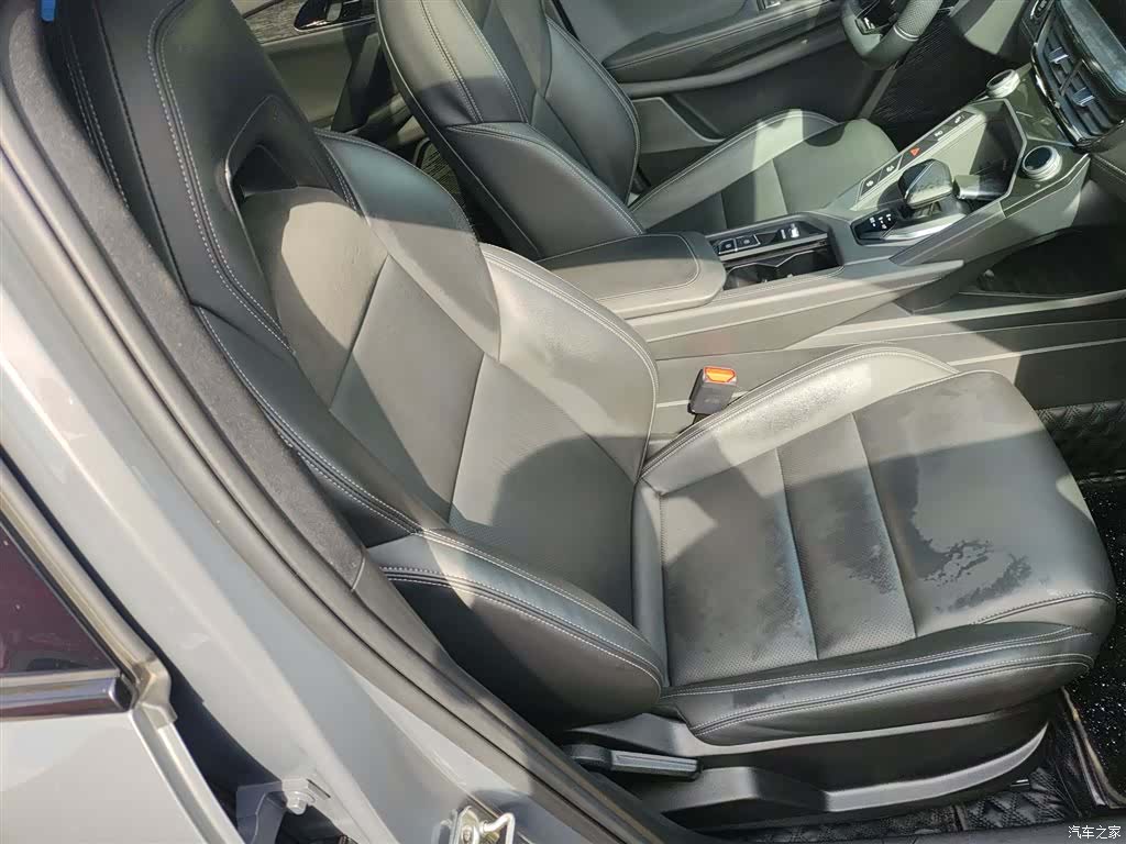 Lynk & Co 02, 2022 25