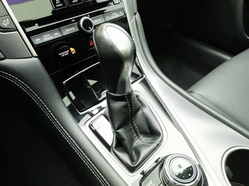 Infiniti Q50L Infiniti Q50L