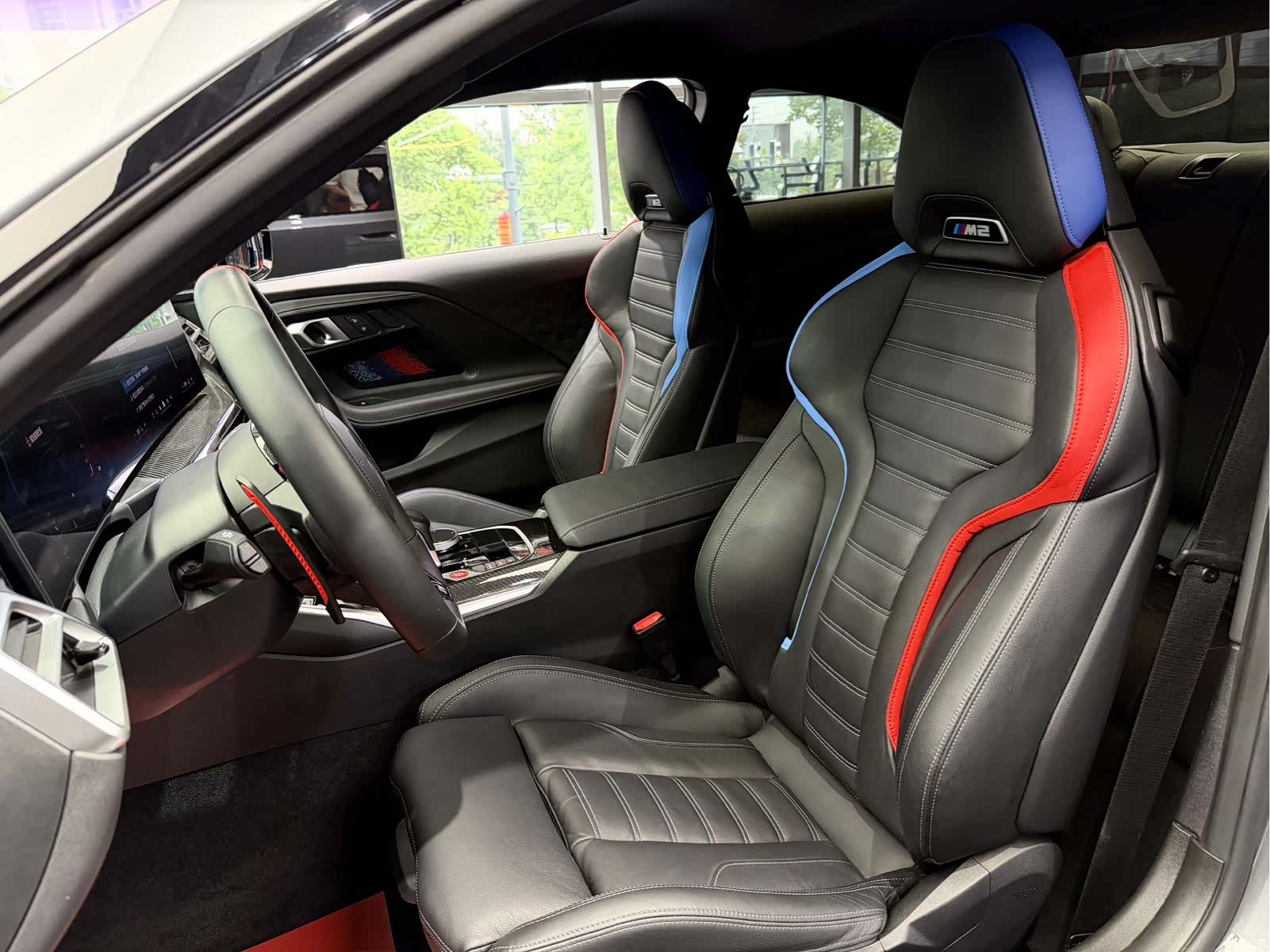 BMW M2, 2025 9
