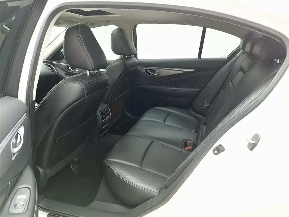 Infiniti Q50L Infiniti Q50L