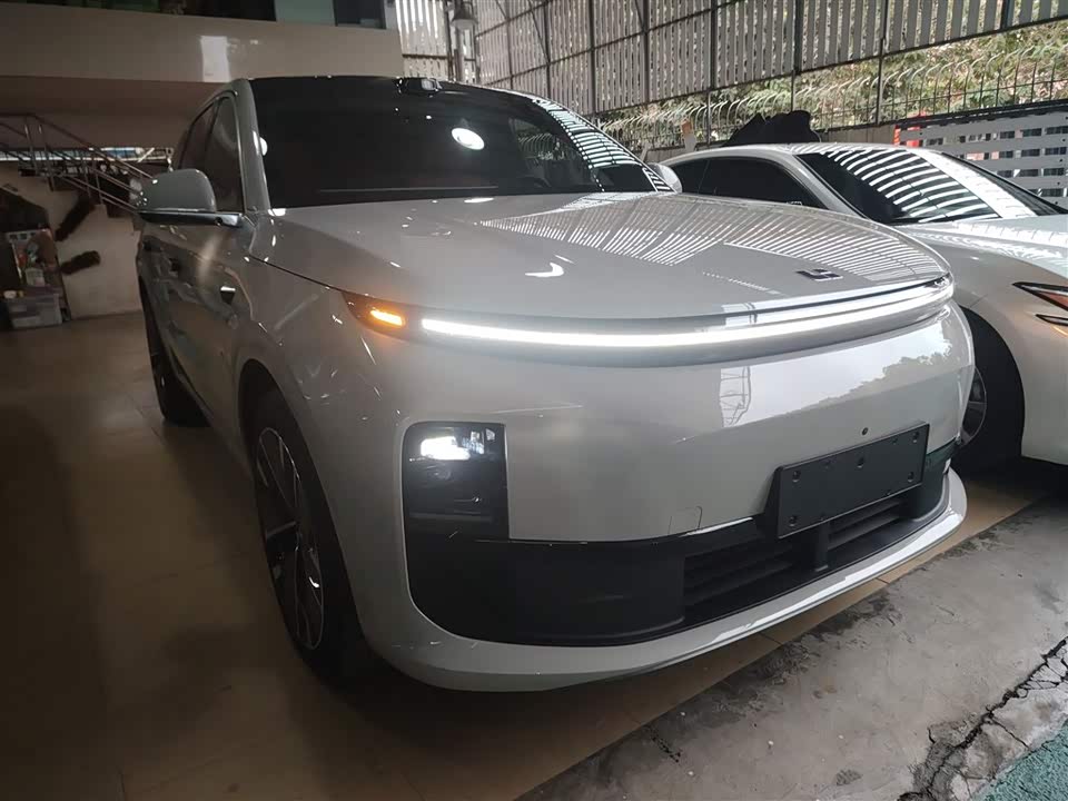 Li Auto Ideal L6