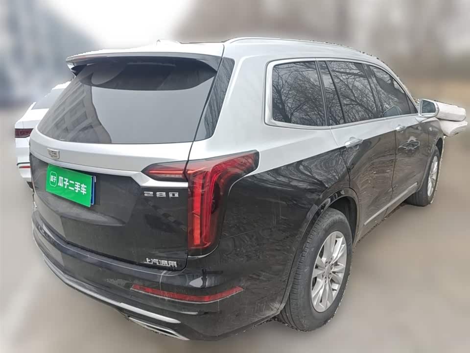 Cadillac XT6