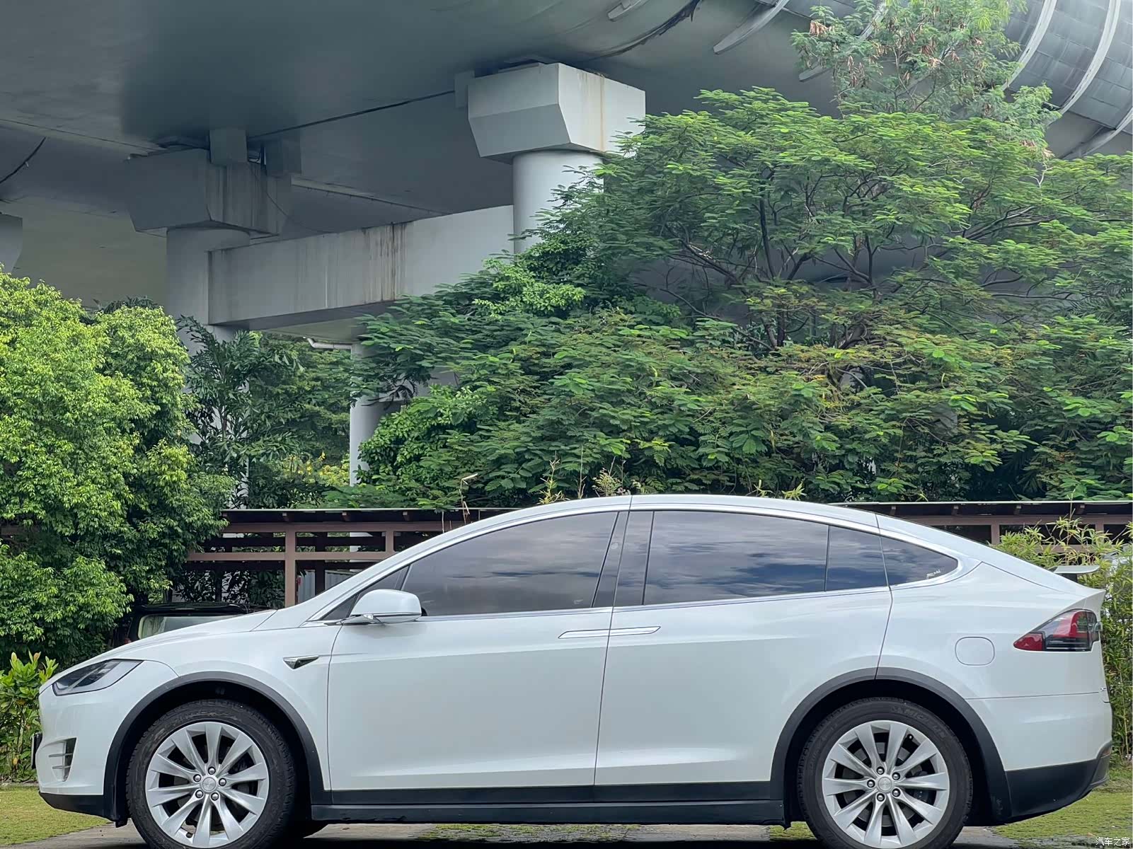 Tesla Model X, 2018 7