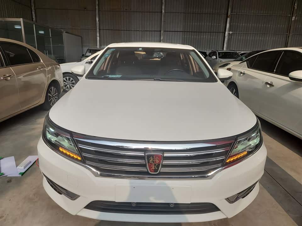 Roewe i6