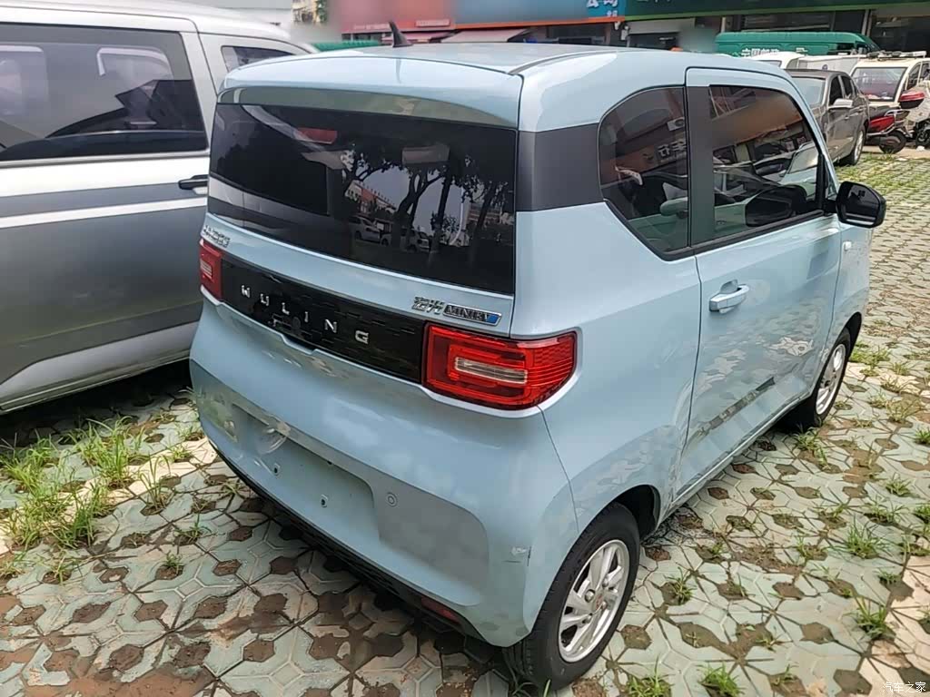 Wuling MINIEV, 2021 7