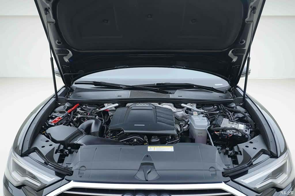 Audi A6L, 2020 7