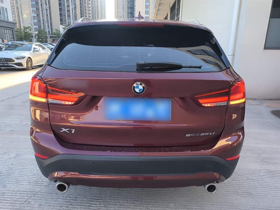 BMW X1