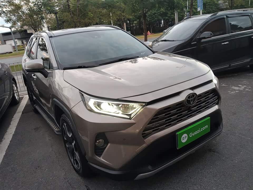 Toyota RAV4 Rongfang