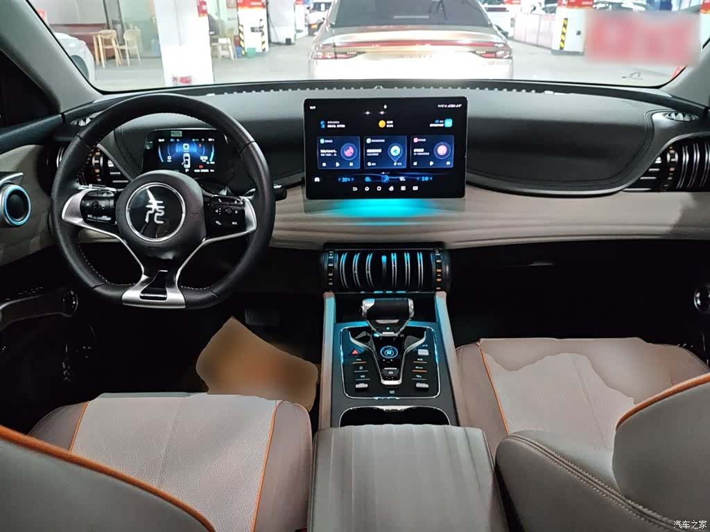 BYD Yuan, 2025 10
