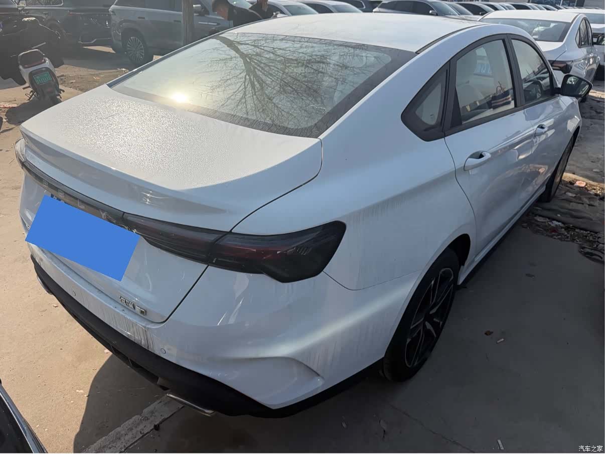 Geely Binray, 2026 17