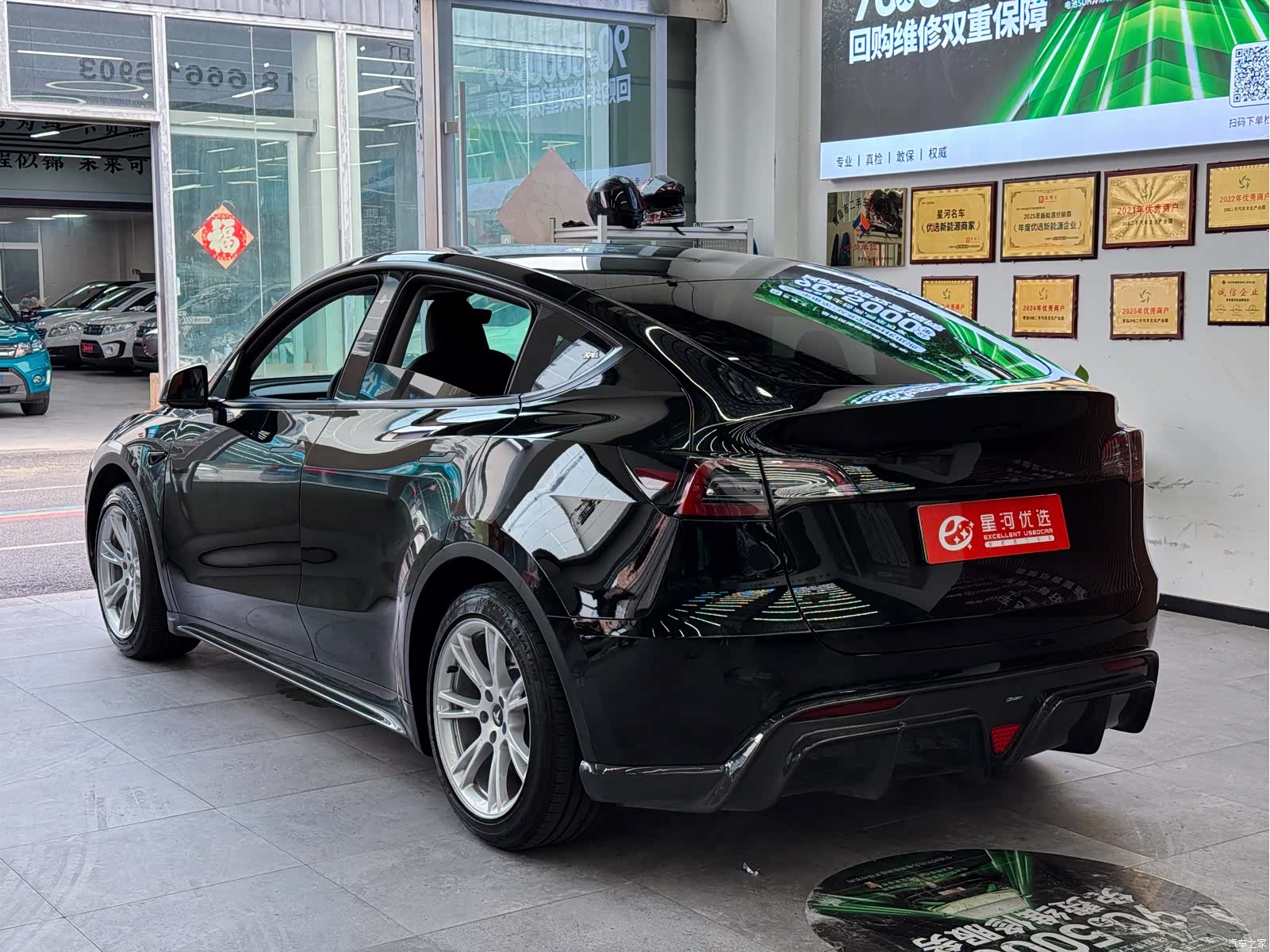 Tesla Model Y, 2023 все фото