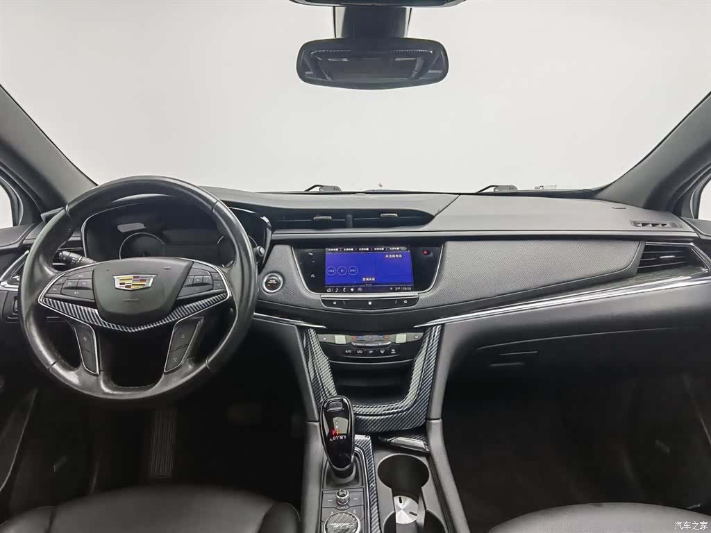 Cadillac XT5, 2021 все фото