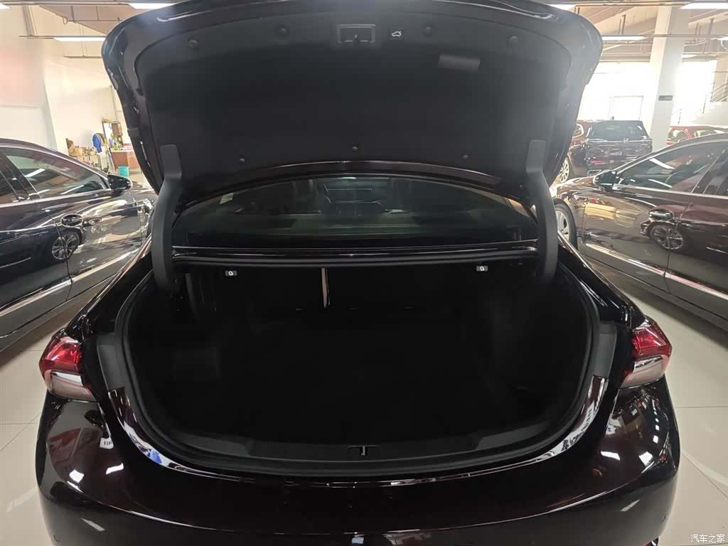 Buick LaCrosse, 2022 19