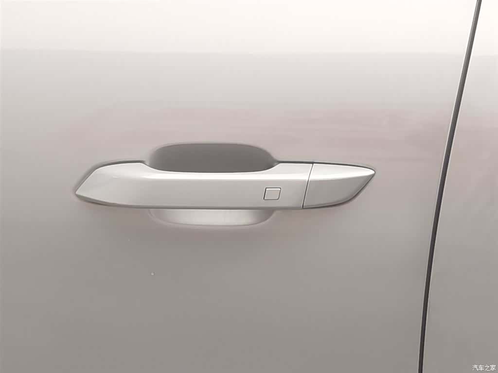 Wuling Starlight, 2024 18