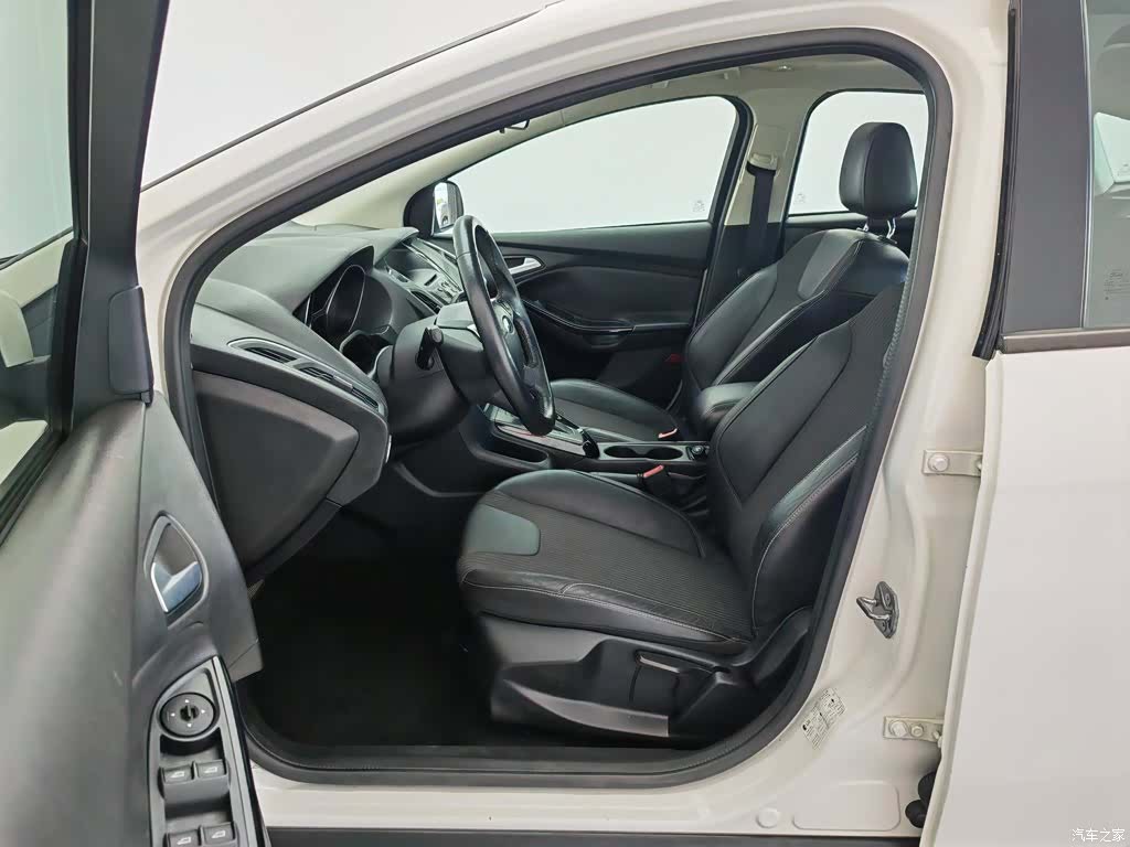 Ford Focus, 2014 10