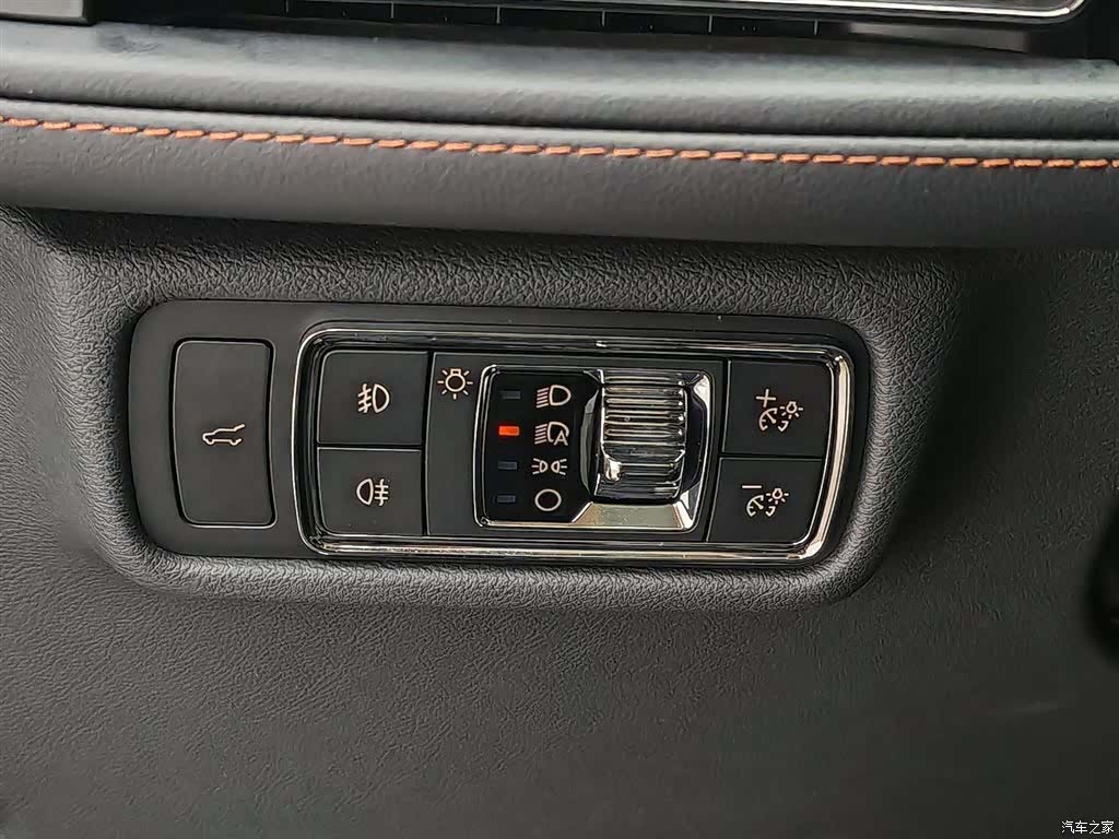 Lincoln Aviator, 2023 21
