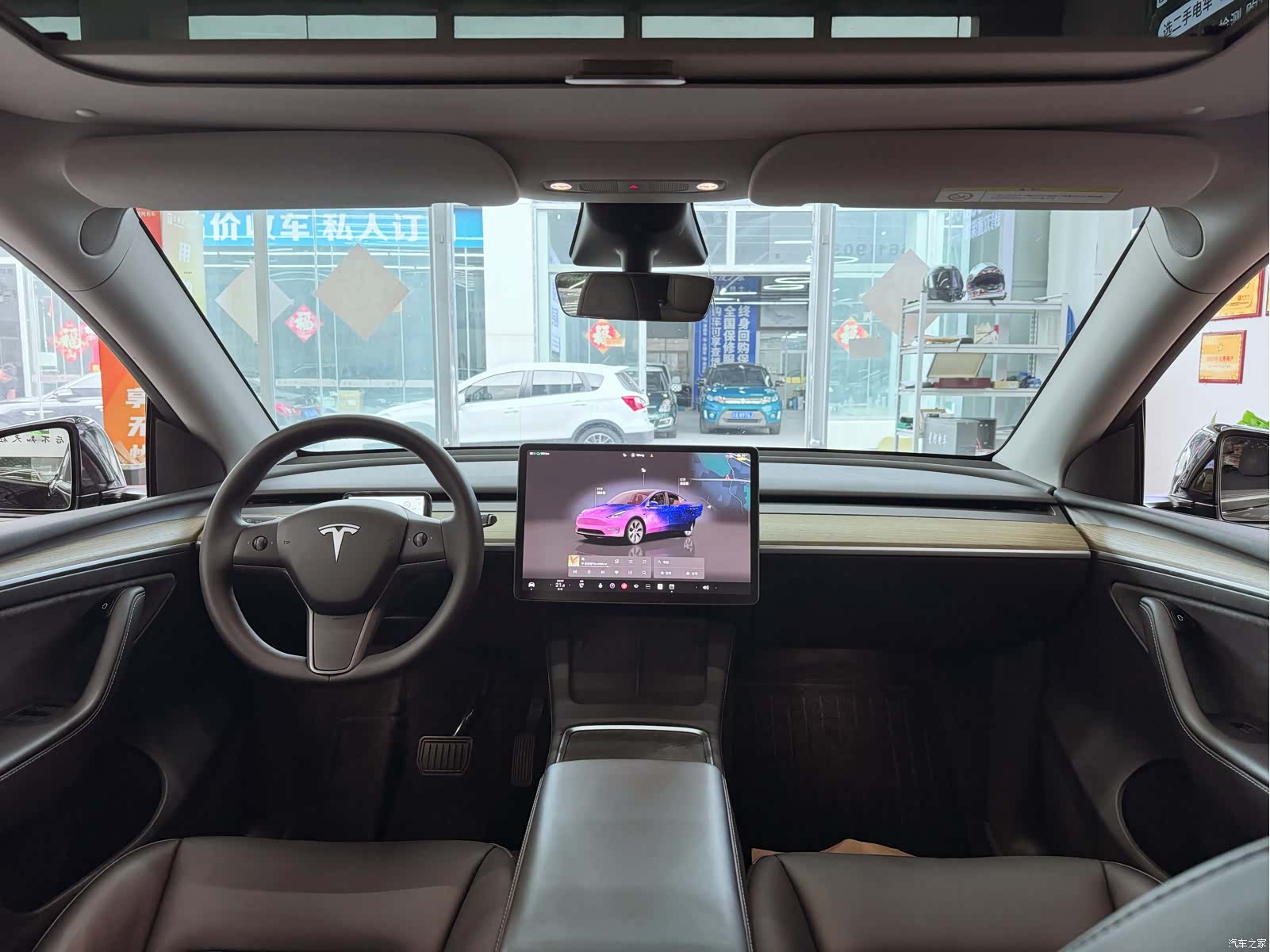 Tesla Model Y, 2023 10