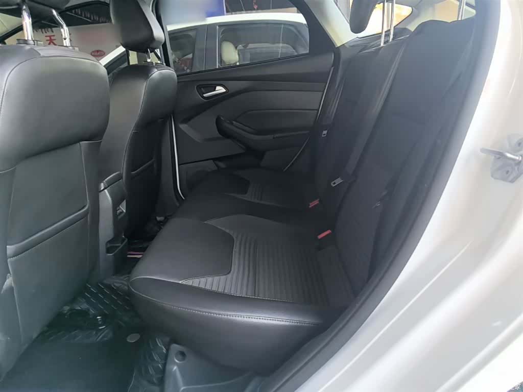 Ford Focus, 2018 17