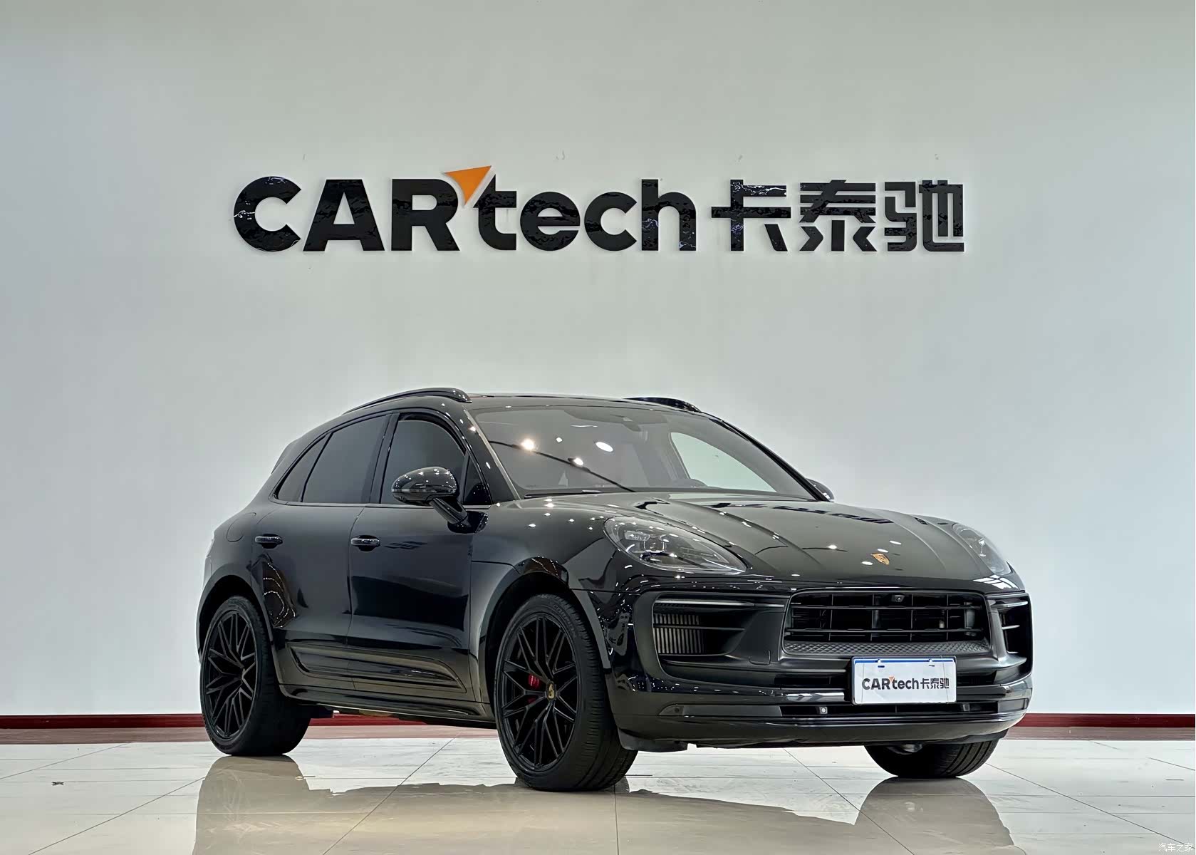 Porsche Macan, 2023 3