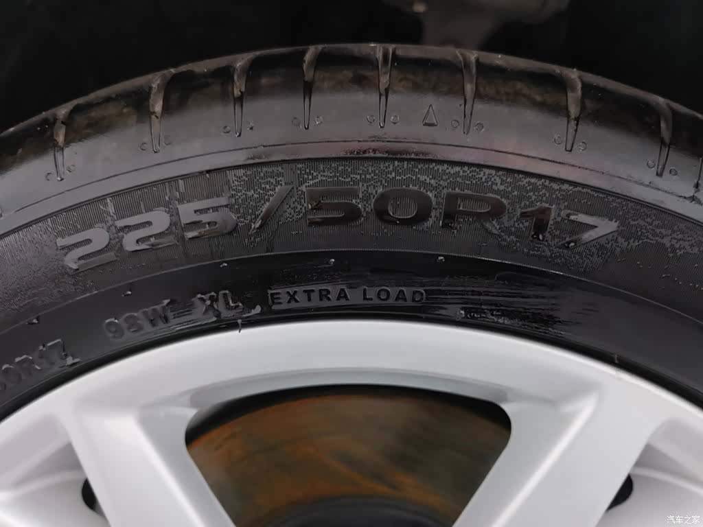Audi A4L, 2019 15