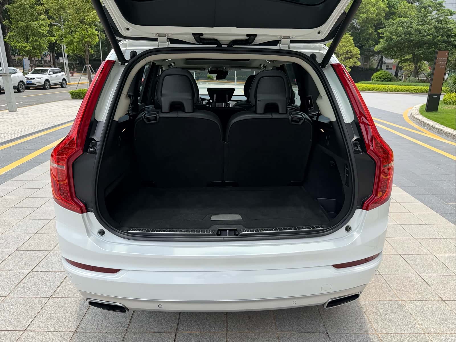 Volvo XC90, 2016 17