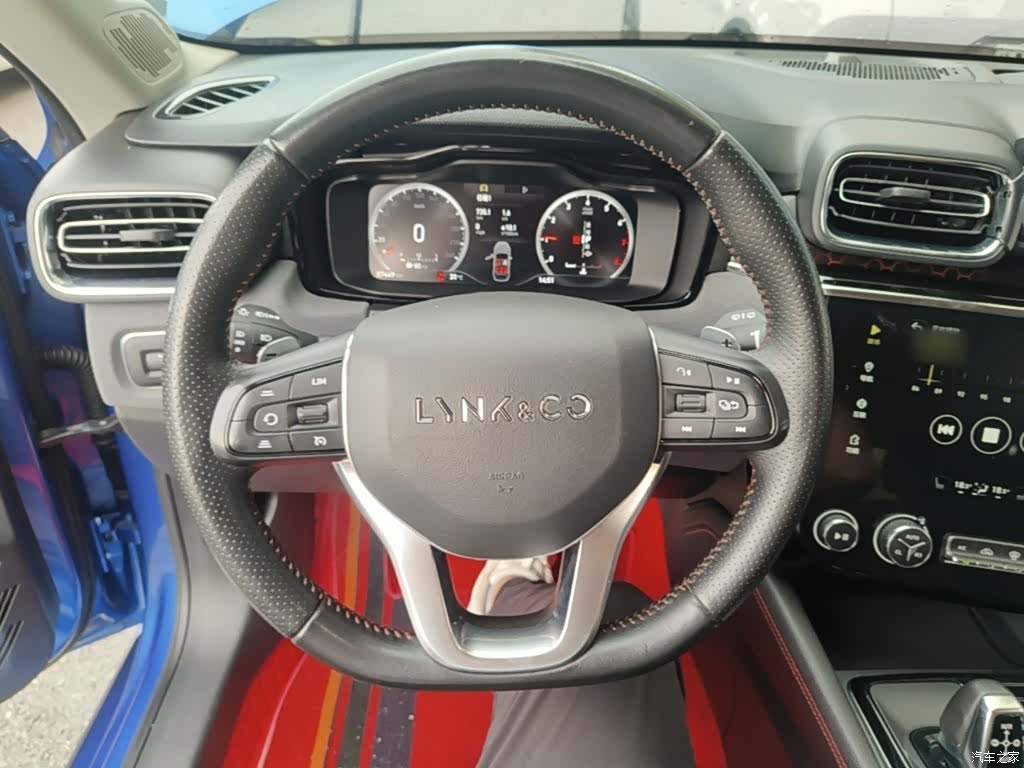 Lynk & Co 01, 2019 11