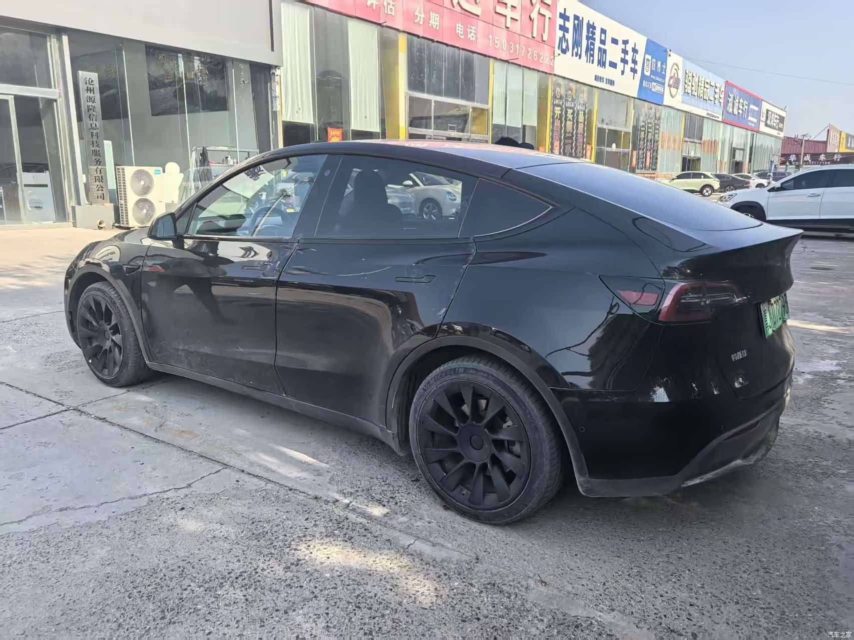 Tesla Model Y, 2022 11