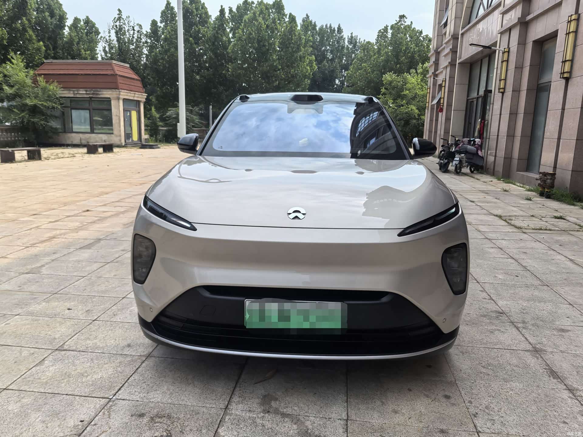 NIO ES8, 2023 2