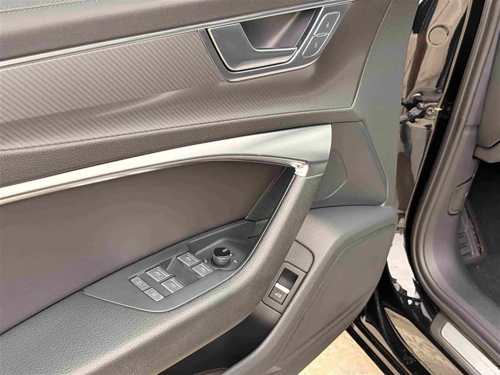 Audi A6L, 2023 24