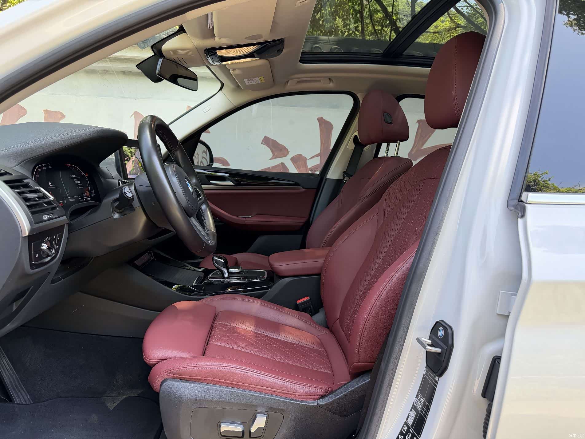 BMW X3, 2022 все фото