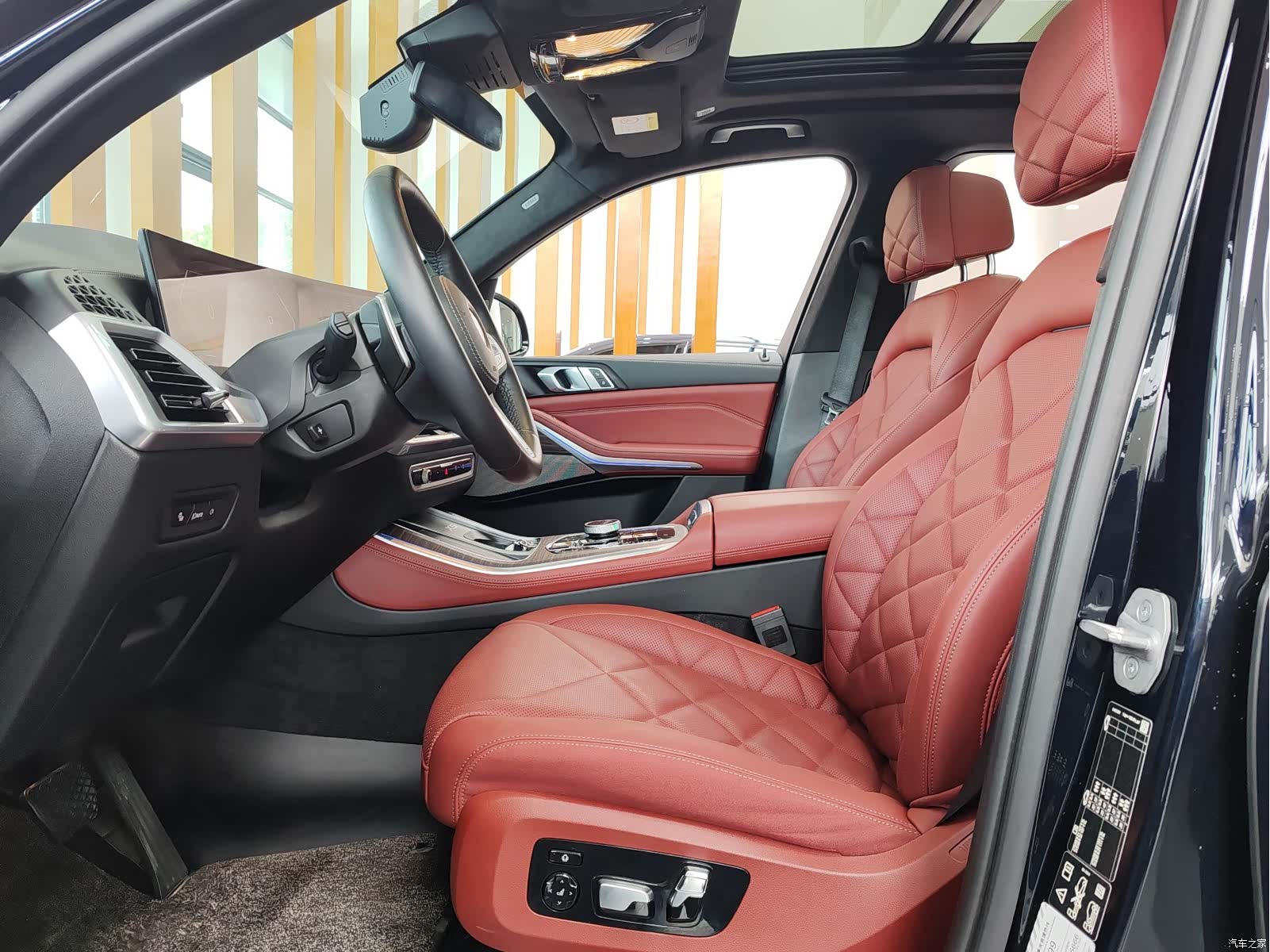 BMW X5, 2024 все фото