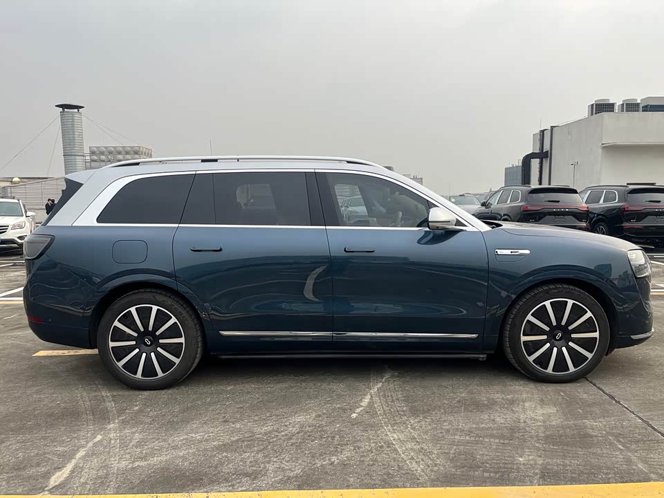 AITO Ask the world M9