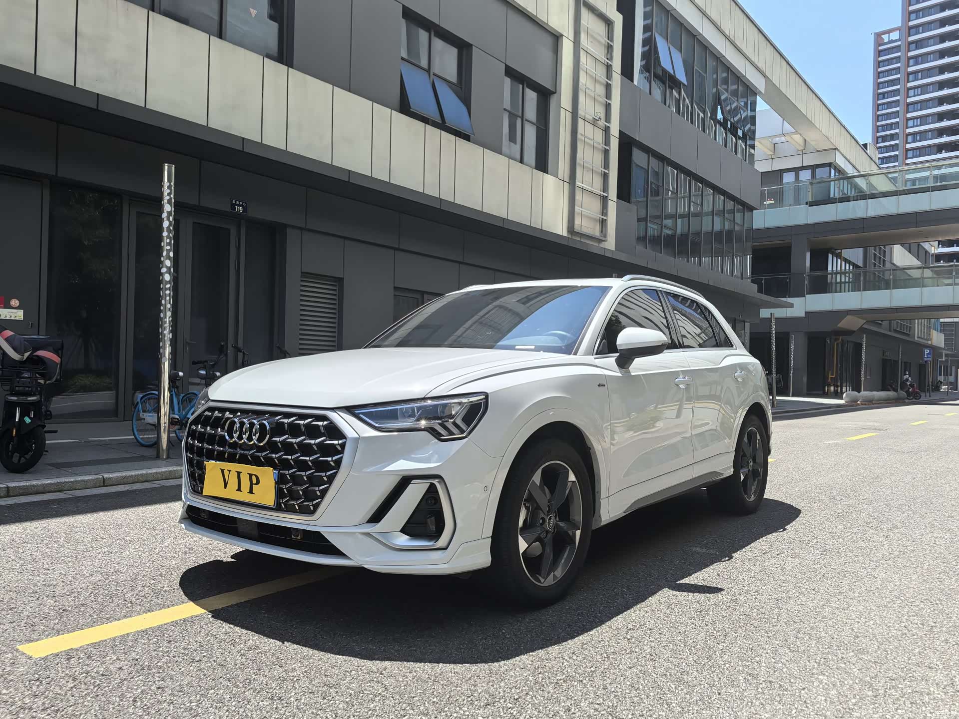 Audi Q3, 2024 1