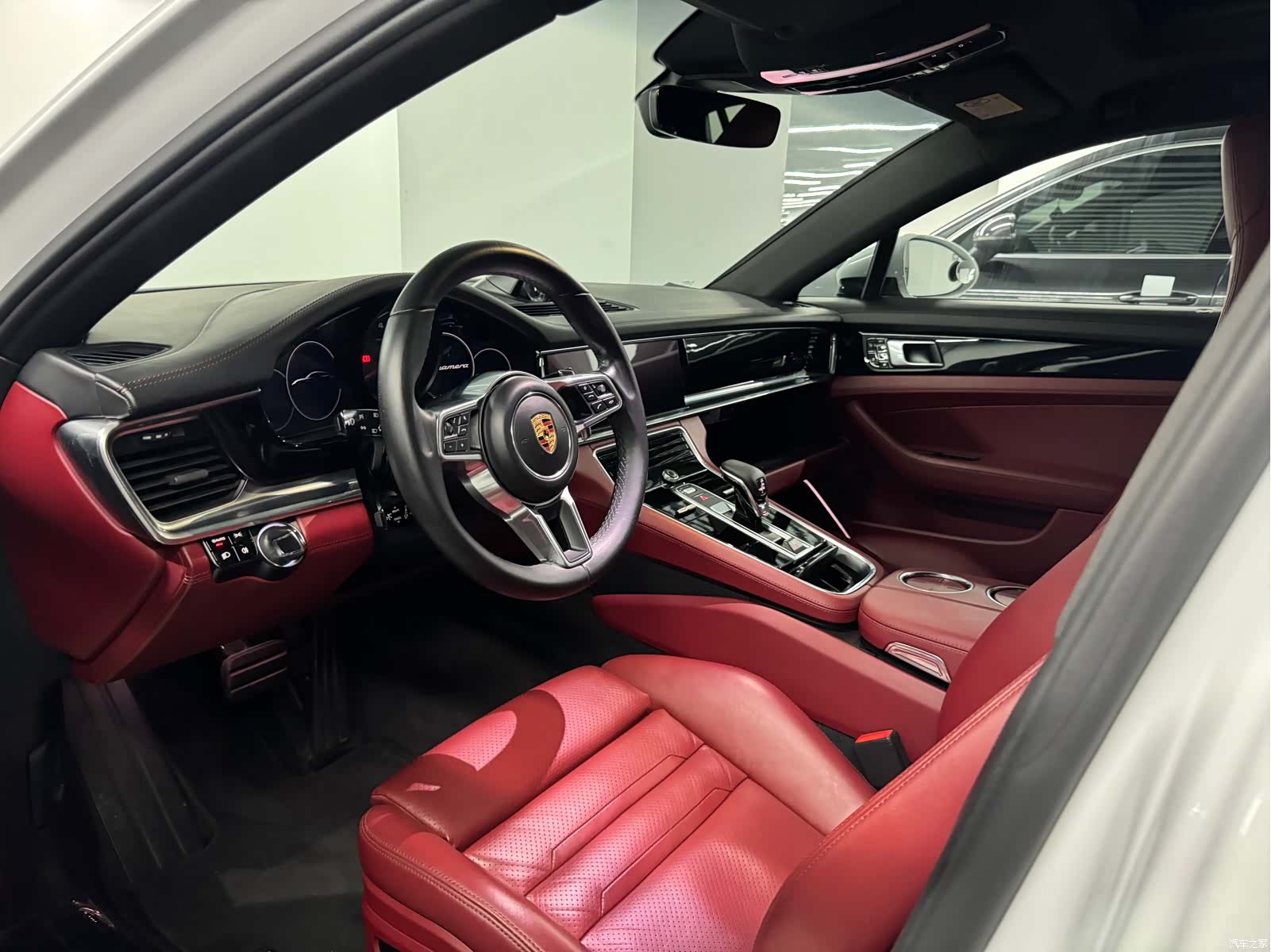 Porsche Panamera, 2018 4
