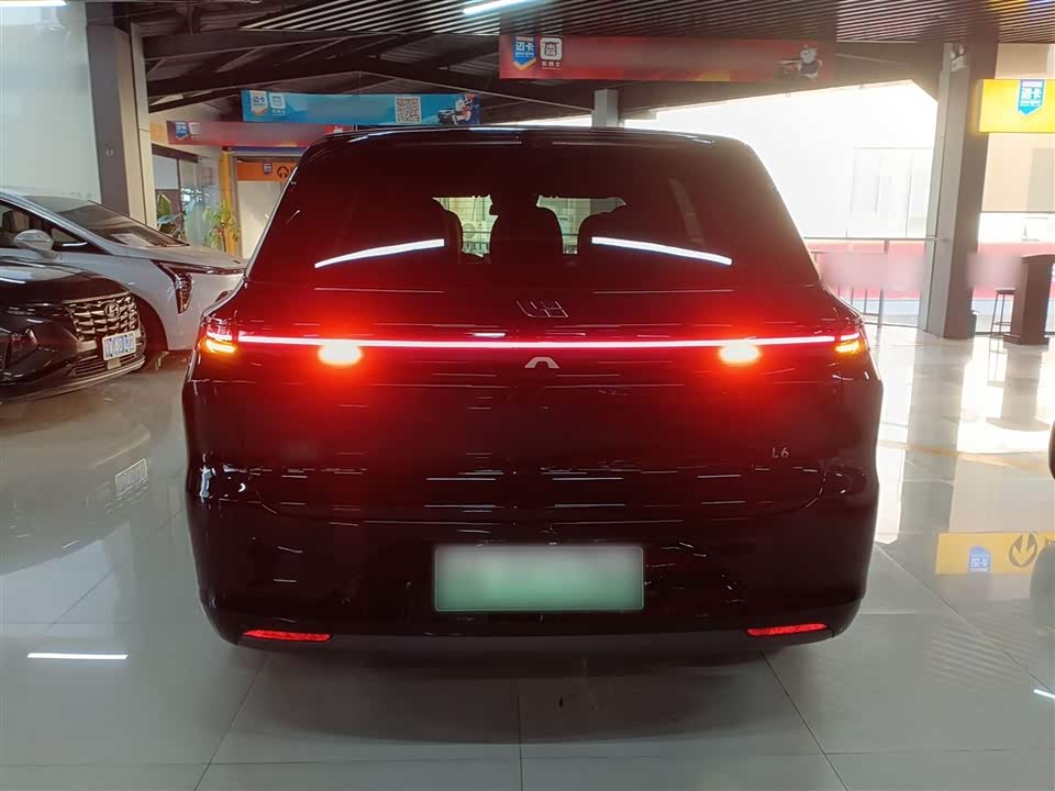 Li Auto Ideal L6
