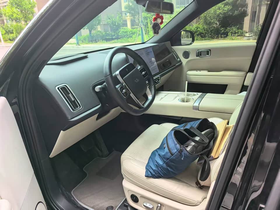Li Auto Ideal L6